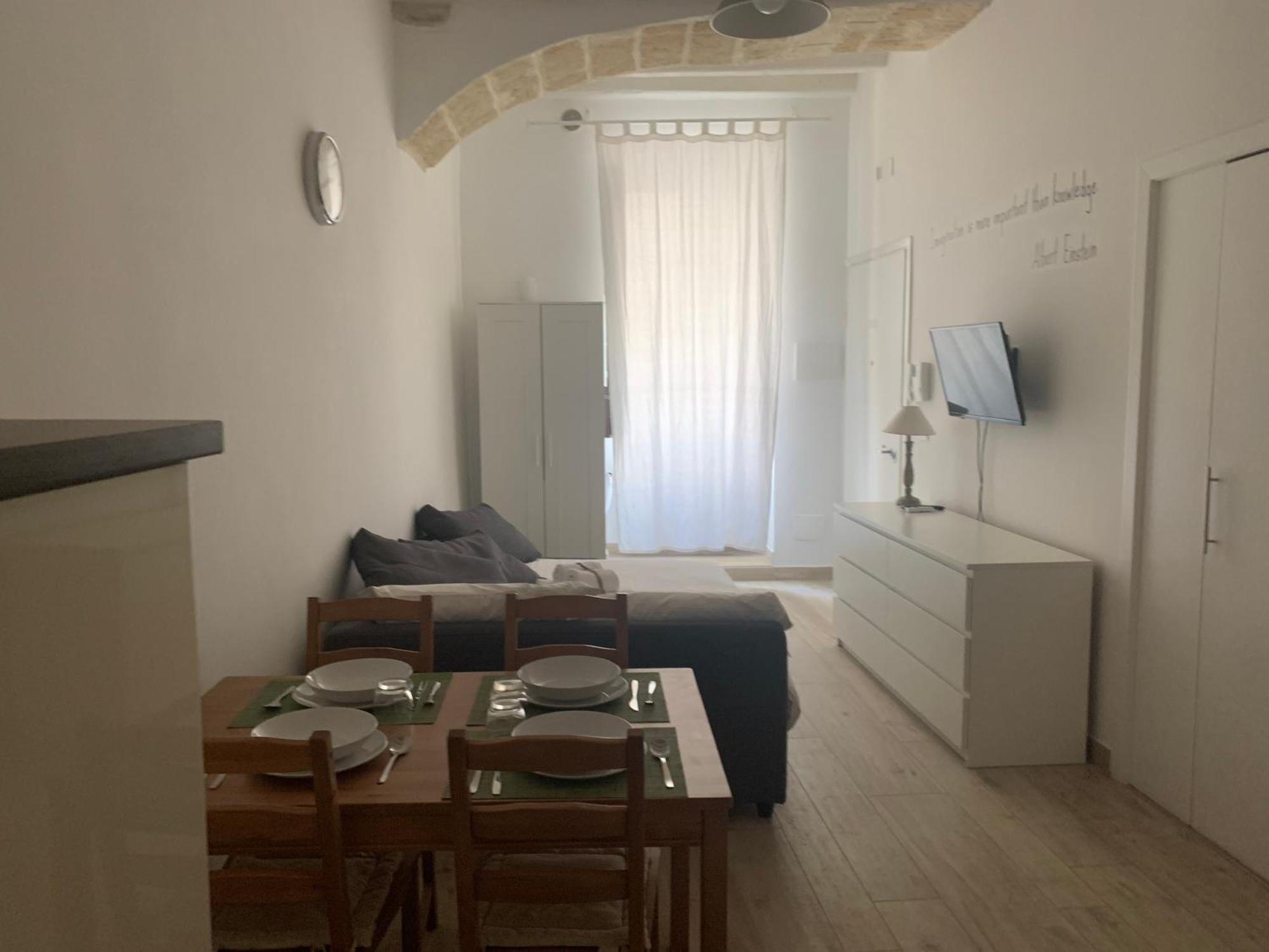 Casa Morola Monolocale Lägenhet Trani Exteriör bild